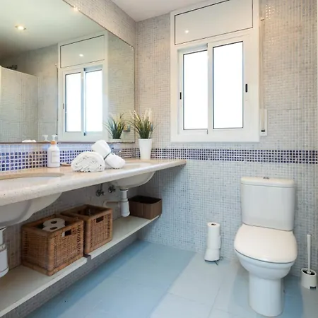 Дом отдыха Casa Chalet Con Piscina Льорет-де-Мар