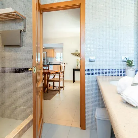 Casa Chalet Con Piscina Дом отдыха Льорет-де-Мар